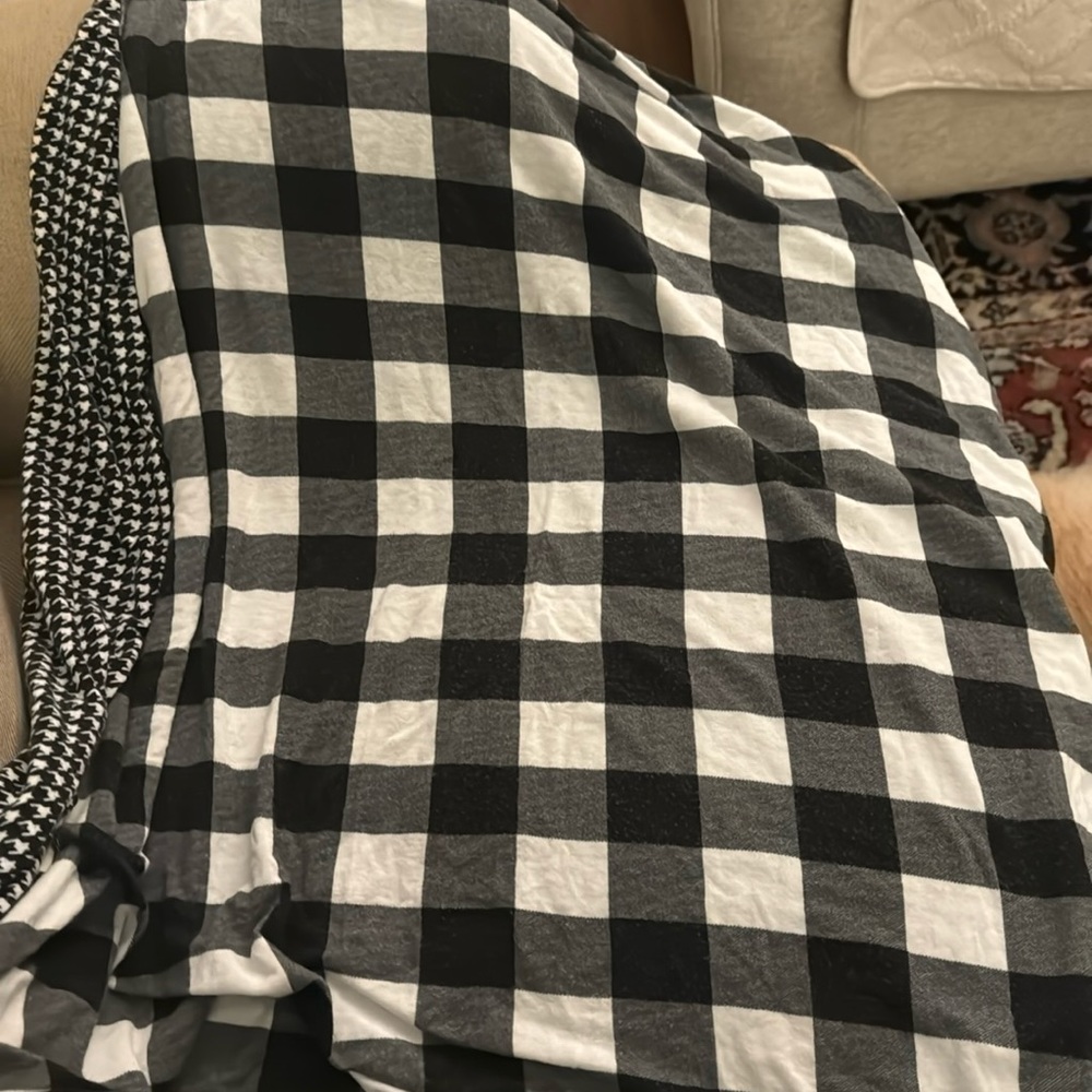 Covered Goods Multi-Use Nursing Cover